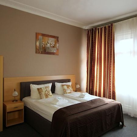 Hotel Elegia Am Kurfuerstendamm Berlin Bagian luar foto