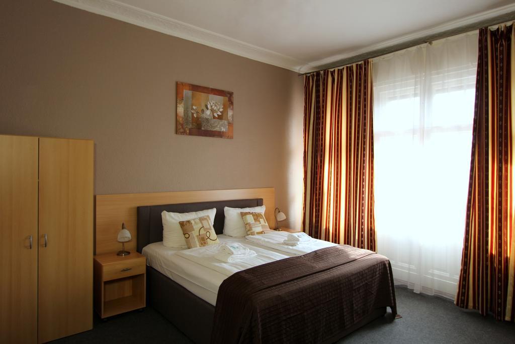 Hotel Elegia Am Kurfuerstendamm Berlin Bagian luar foto