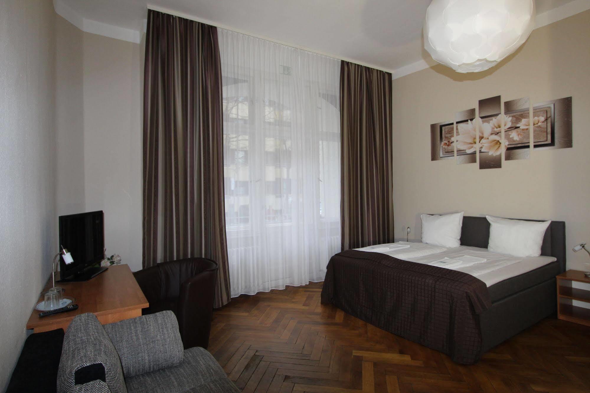 Hotel Elegia Am Kurfuerstendamm Berlin Bagian luar foto
