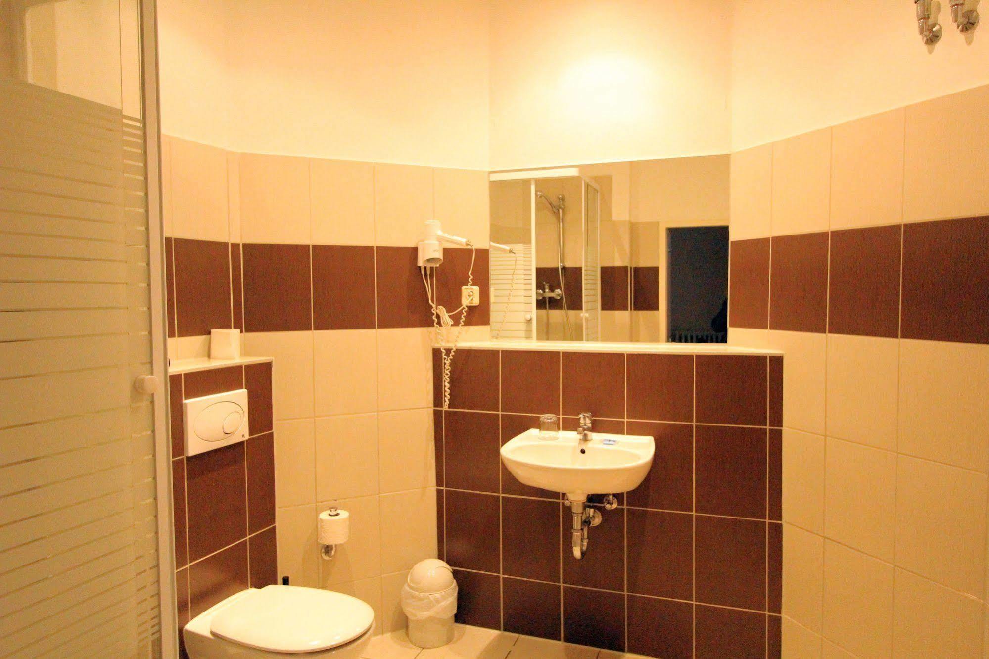 Hotel Elegia Am Kurfuerstendamm Berlin Bagian luar foto