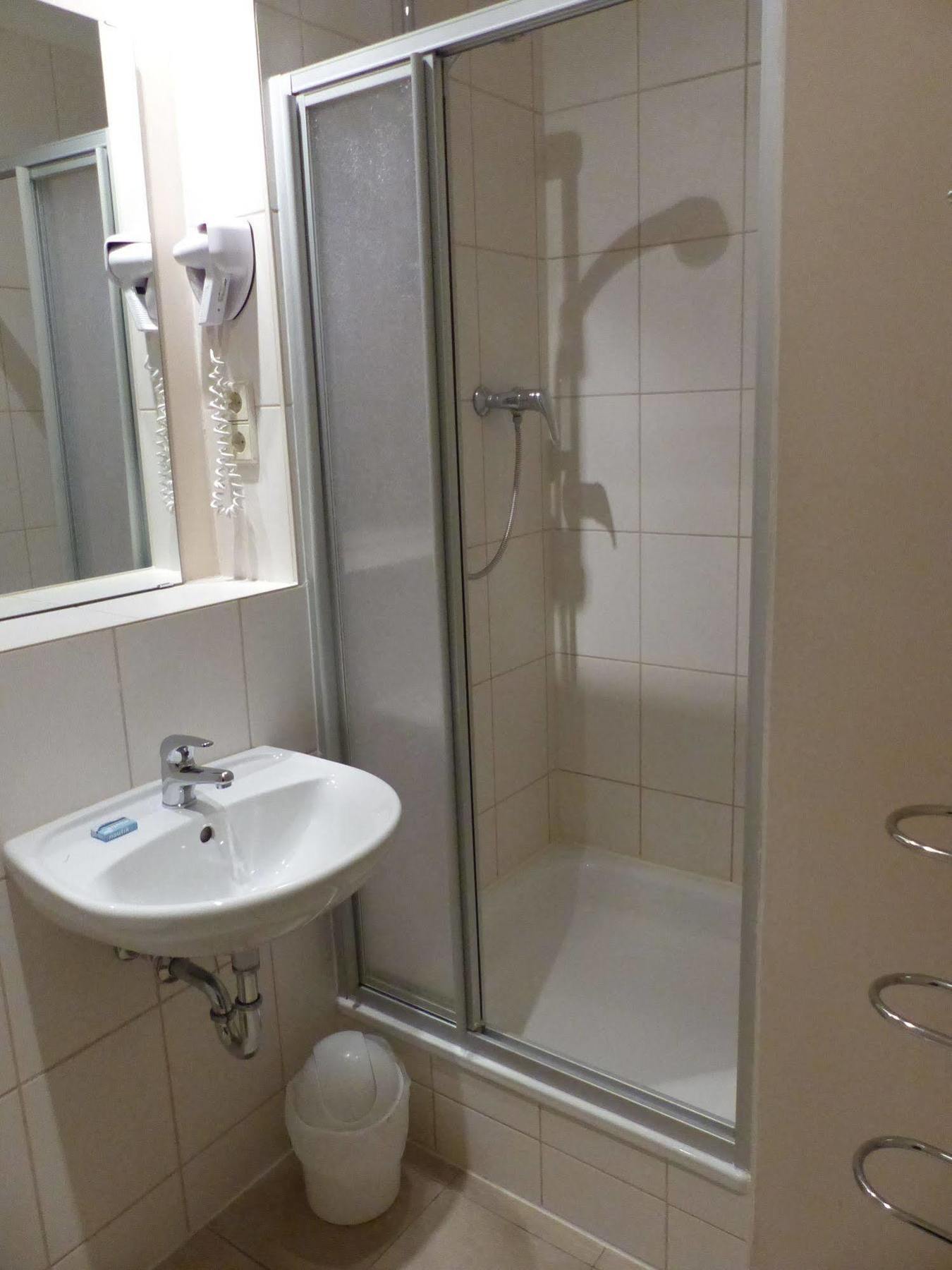 Hotel Elegia Am Kurfuerstendamm Berlin Bagian luar foto