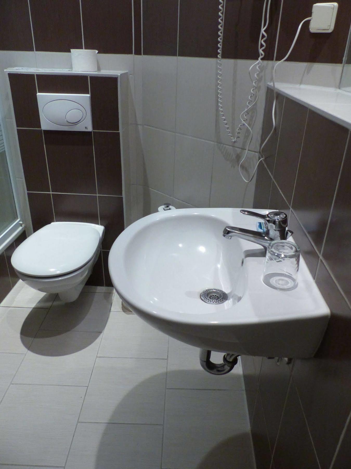 Hotel Elegia Am Kurfuerstendamm Berlin Bagian luar foto
