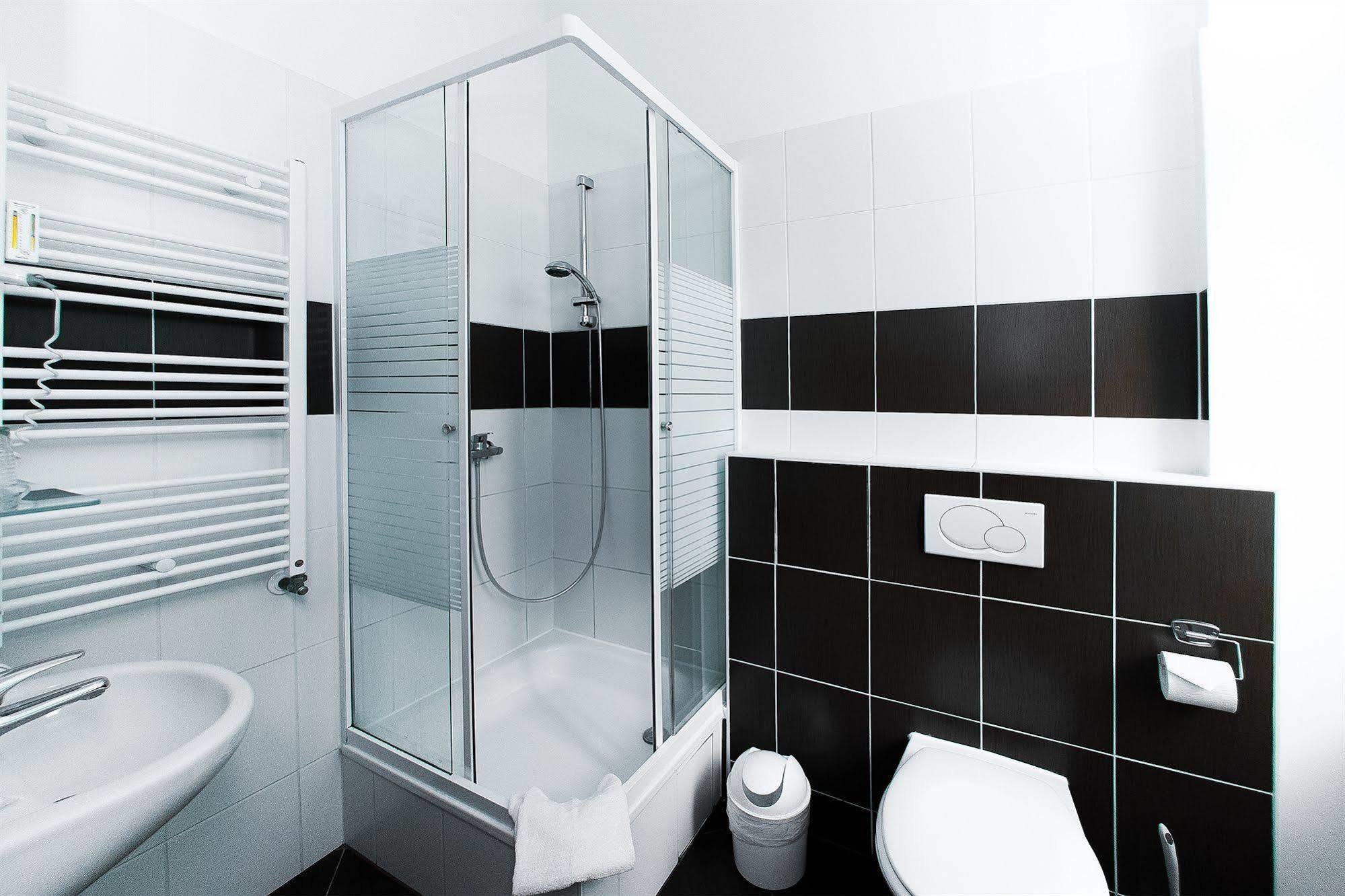 Hotel Elegia Am Kurfuerstendamm Berlin Bagian luar foto