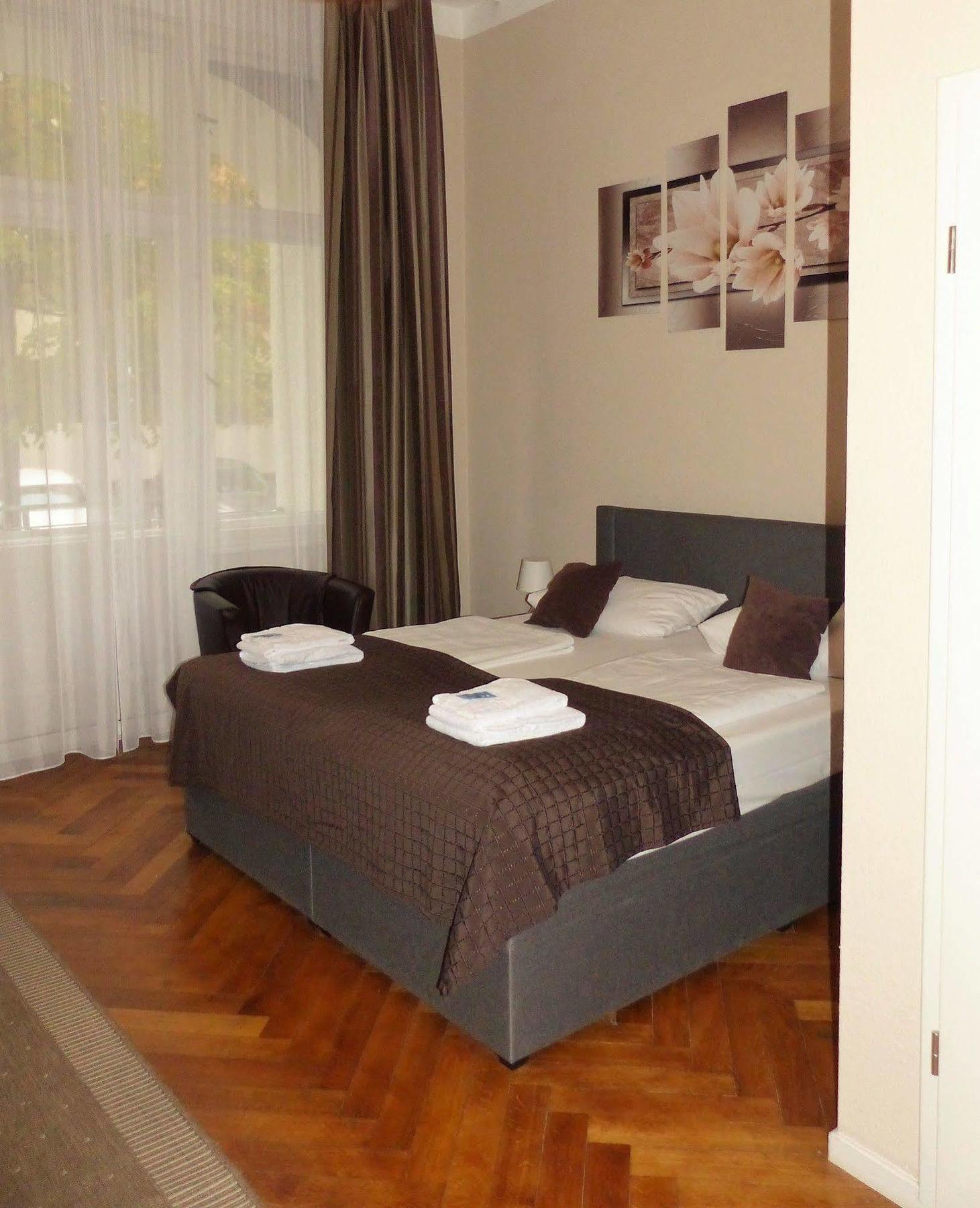 Hotel Elegia Am Kurfuerstendamm Berlin Bagian luar foto
