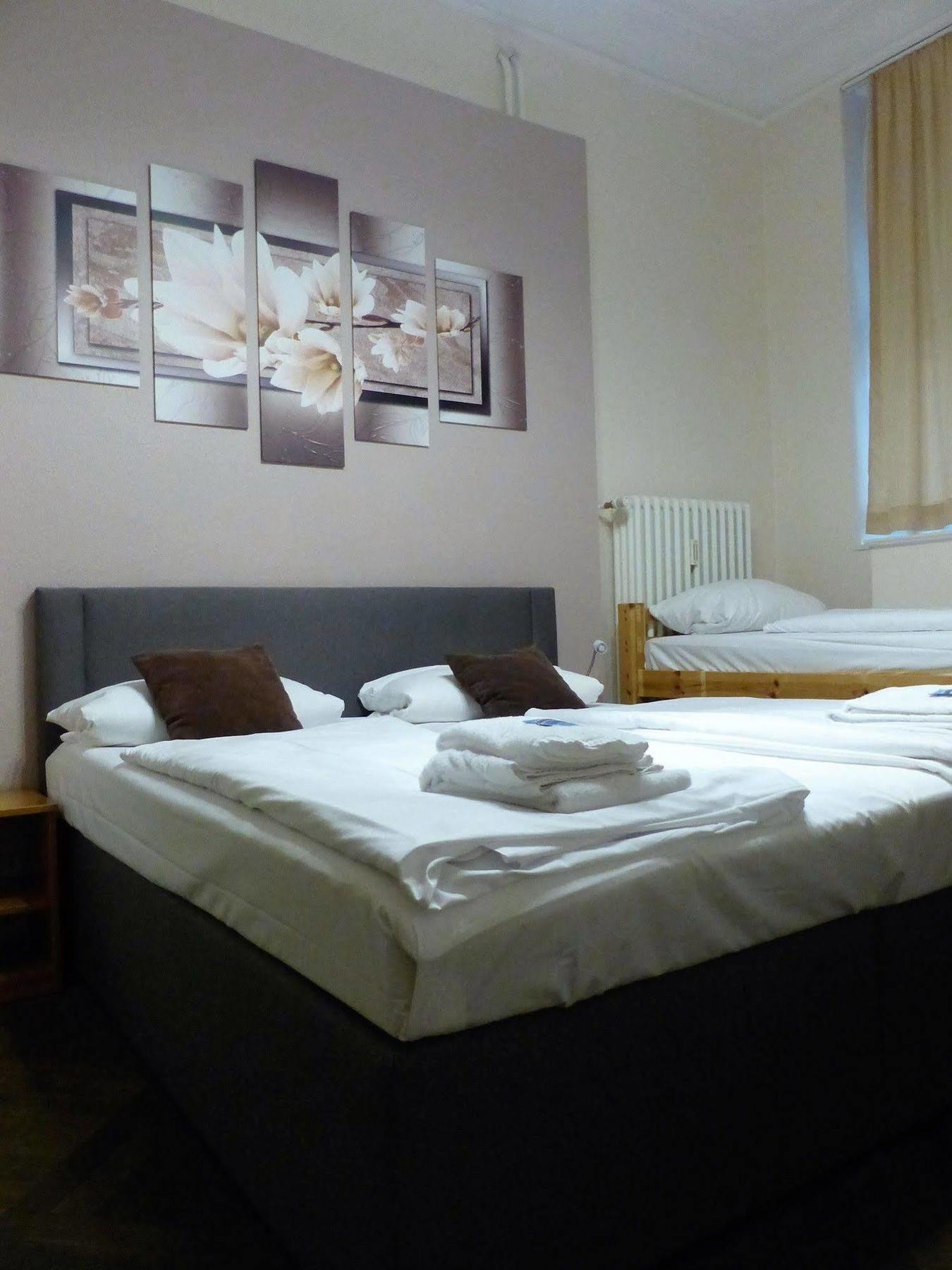 Hotel Elegia Am Kurfuerstendamm Berlin Bagian luar foto
