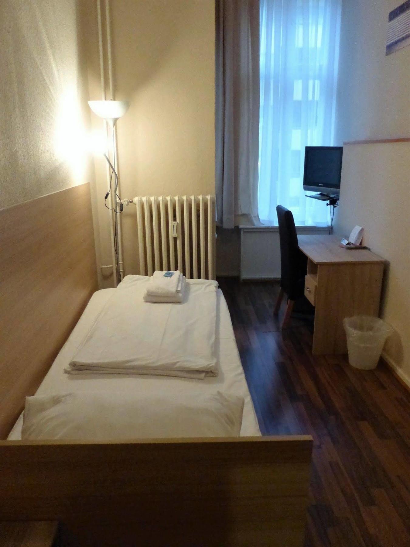 Hotel Elegia Am Kurfuerstendamm Berlin Bagian luar foto